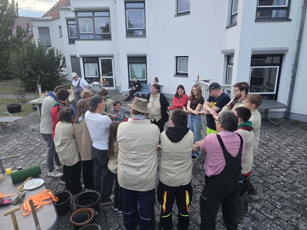 2026 09 17 AfE WLH Pfadfinder Pflanzaktion 5 Mittel