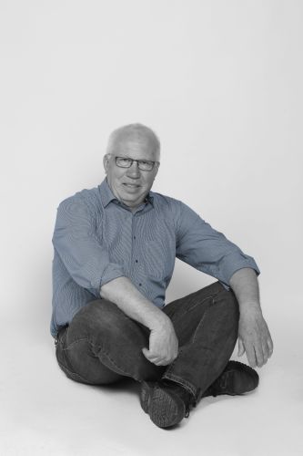 Es ist ein Foto von Karl-Walter Leweke zu sehen